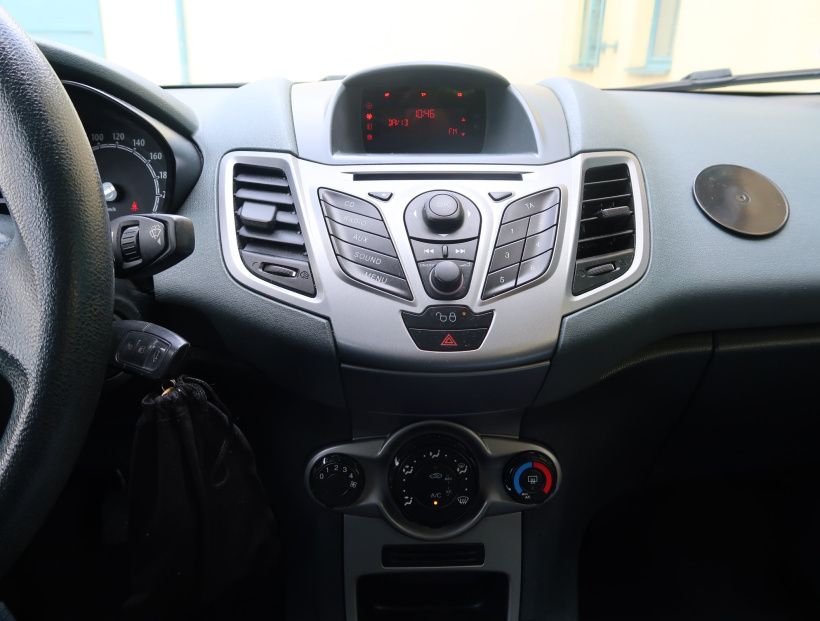 Ford Fiesta, 2011