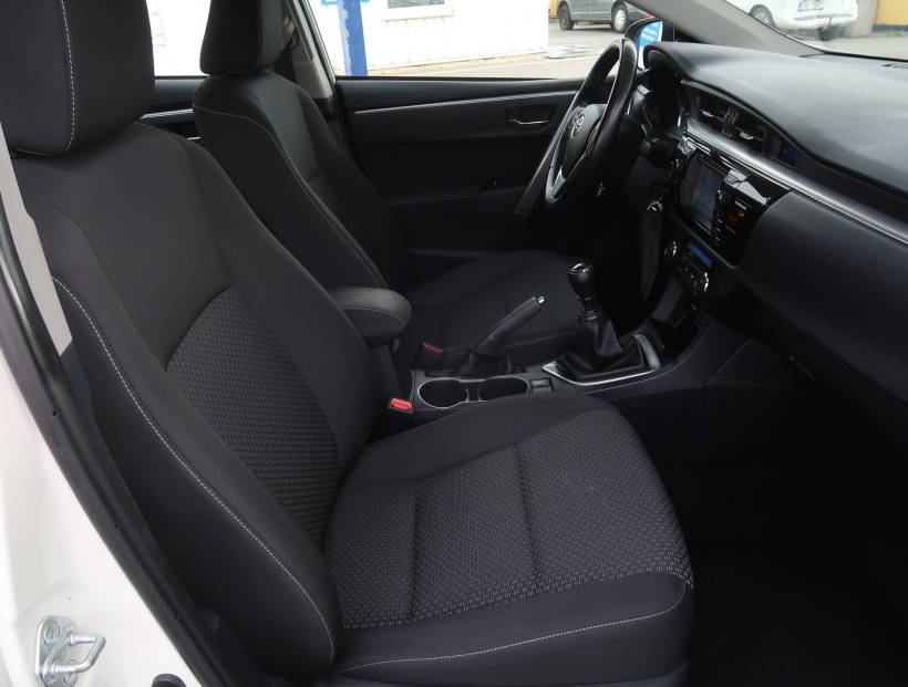 Toyota Corolla, 2016