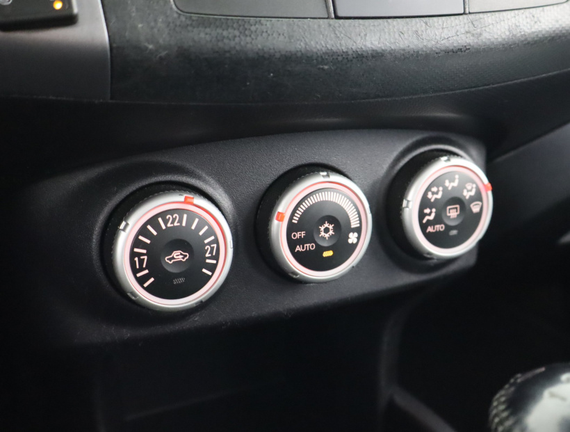 Mitsubishi Outlander, 2009