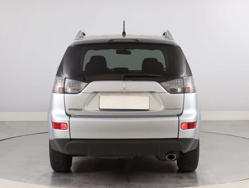 Mitsubishi Outlander, 2009