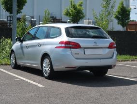 Peugeot 308 - 2015