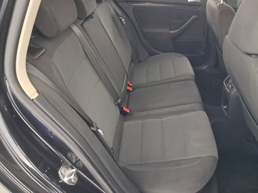 Volkswagen Golf, 2011