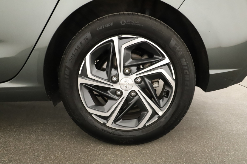 Hyundai i30, 2021