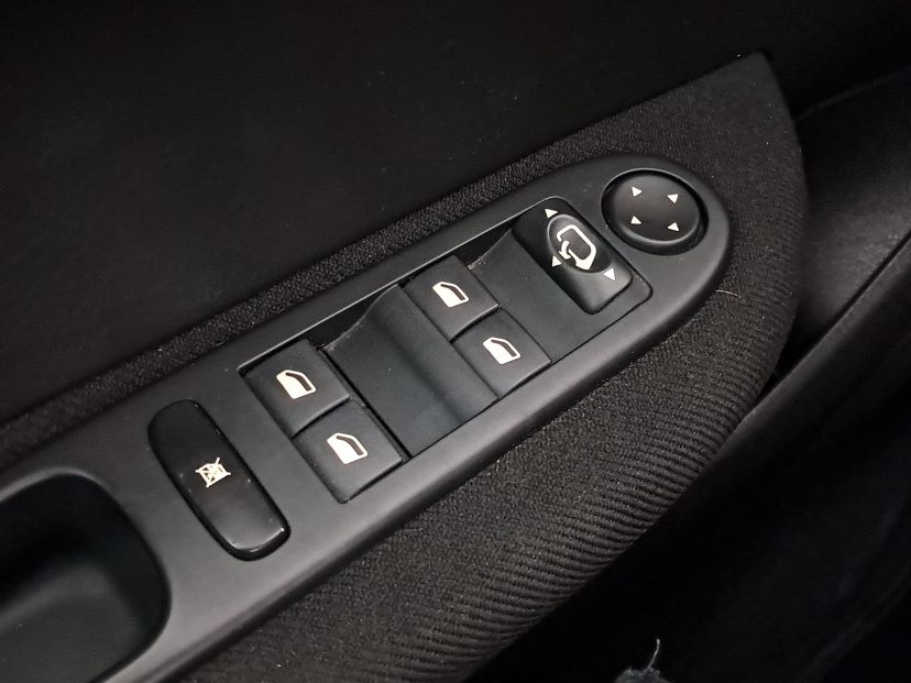 Peugeot 307, 2004