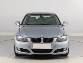 BMW 3 - 2011