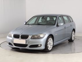 BMW 3 - 2011