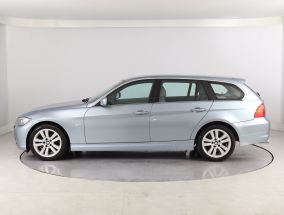 BMW 3 - 2011