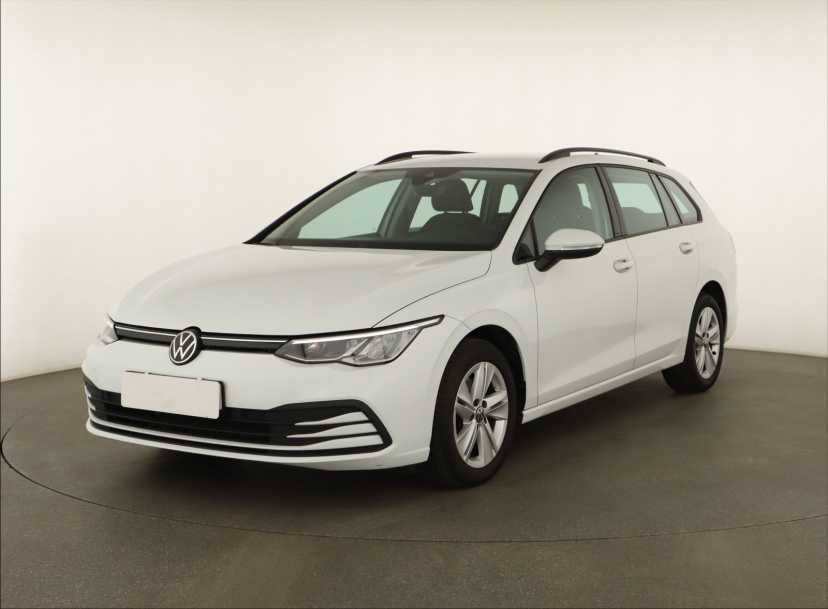 Volkswagen Golf, 2022