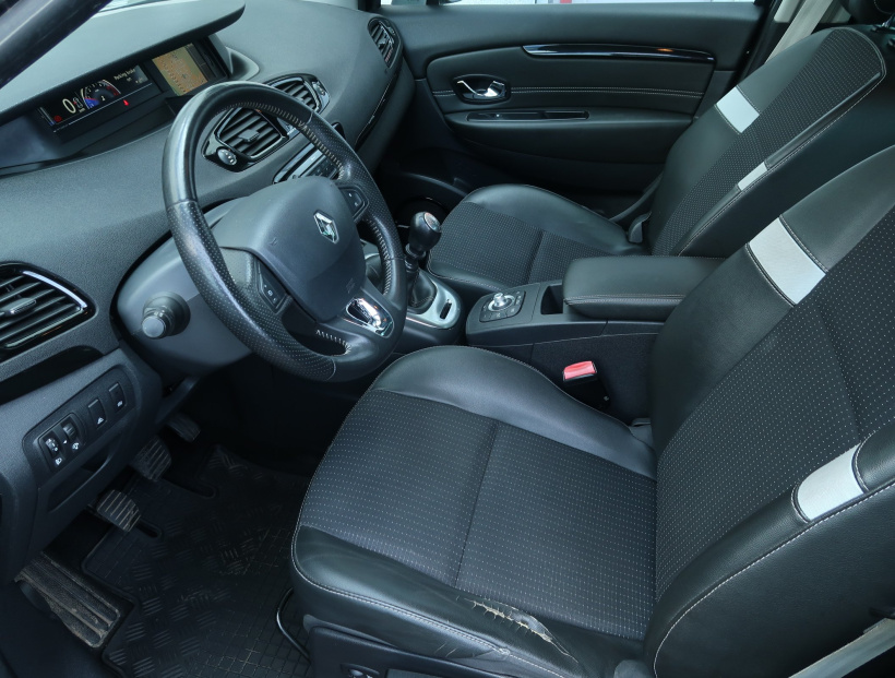 Renault Grand Scenic, 2013