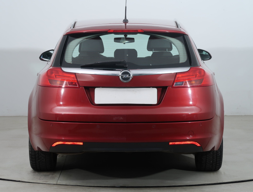 Opel Insignia, 2009