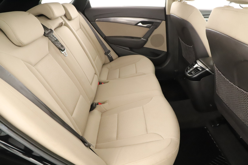 Hyundai i40, 2013