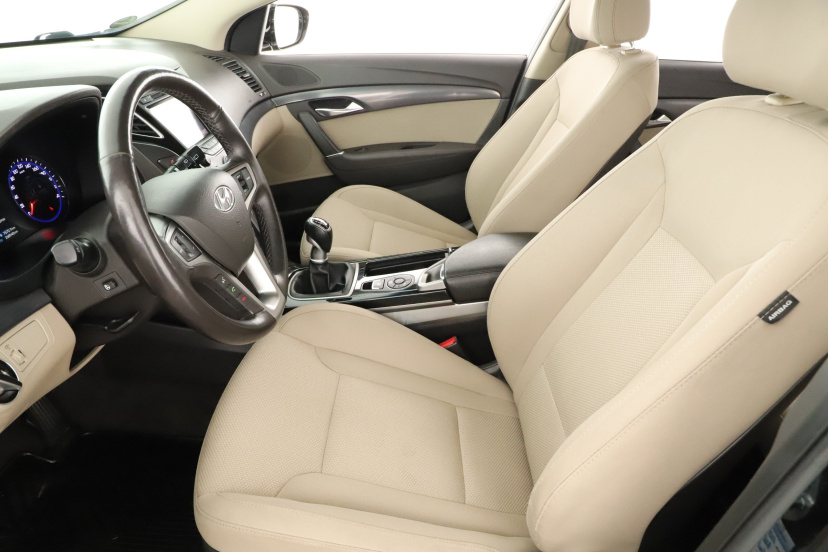 Hyundai i40, 2013