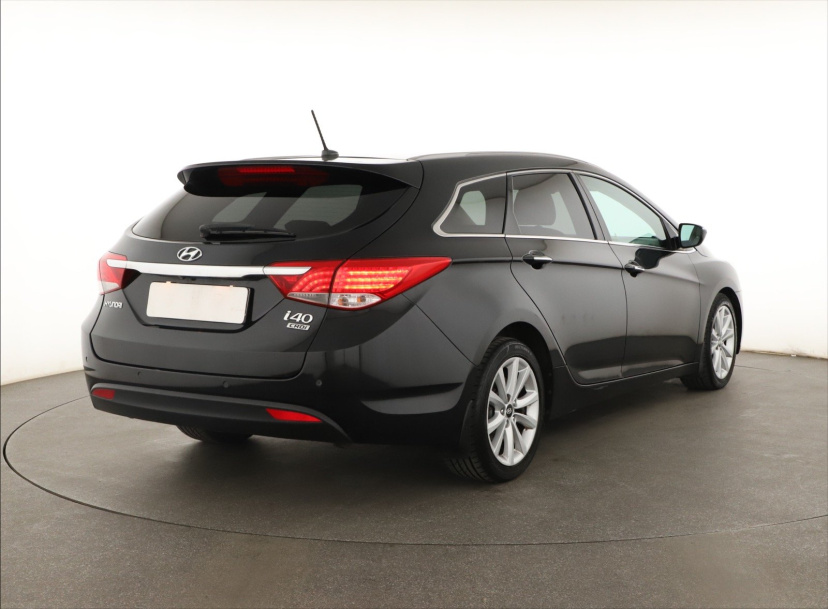 Hyundai i40, 2013