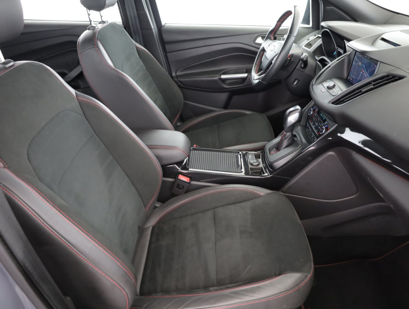 Ford Kuga, 2019