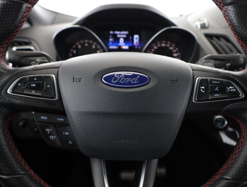 Ford Kuga, 2019