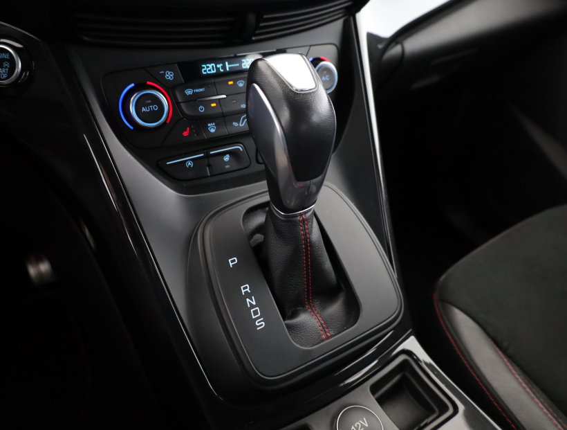 Ford Kuga, 2019