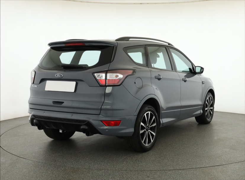 Ford Kuga, 2019
