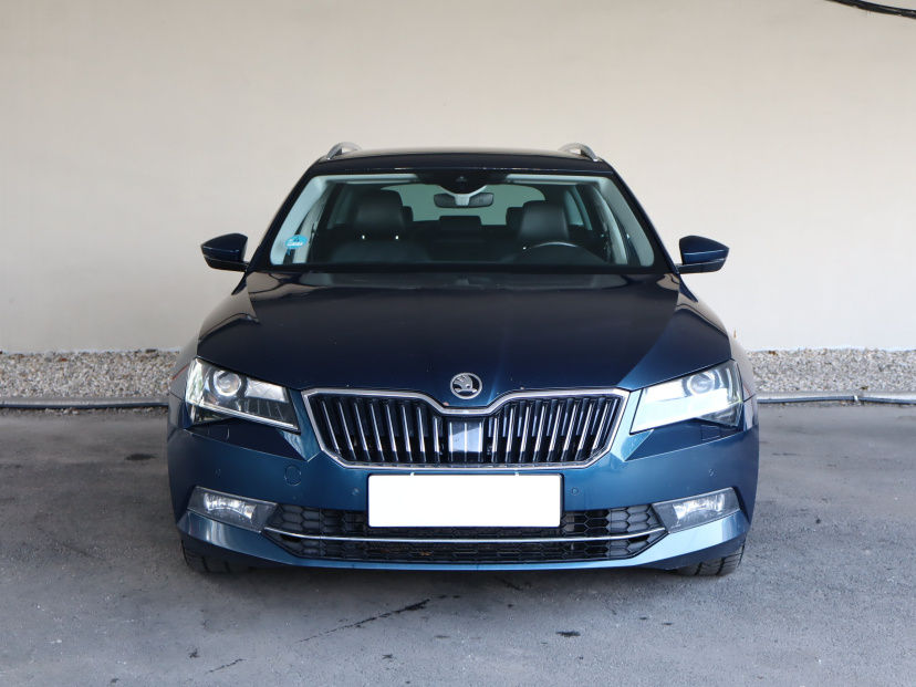 Škoda Superb, 2016