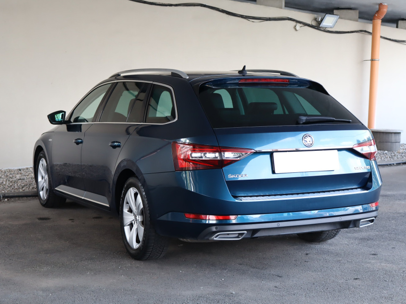 Škoda Superb, 2016