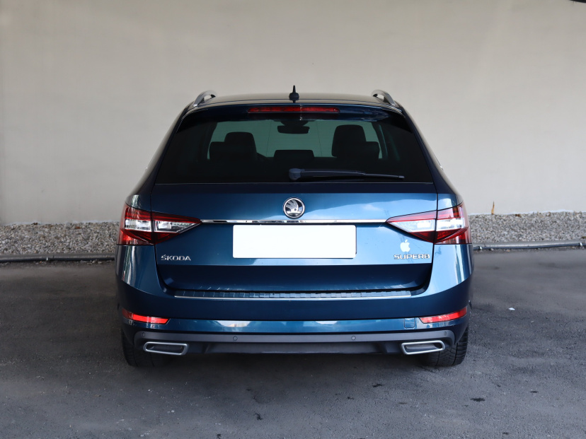 Škoda Superb, 2016