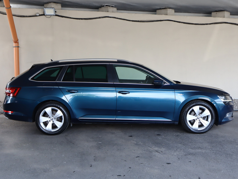 Škoda Superb, 2016