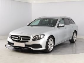 Mercedes-Benz E - 2017