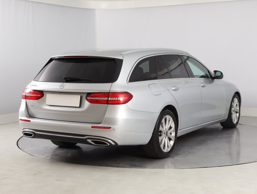Mercedes-Benz E, 2017