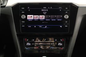 Volkswagen Passat - 2020