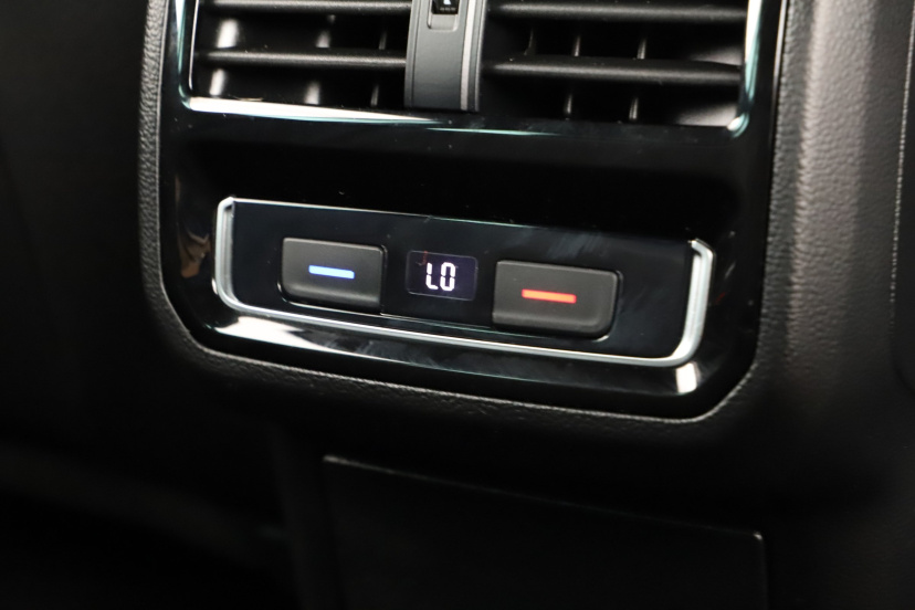 Volkswagen Passat, 2020