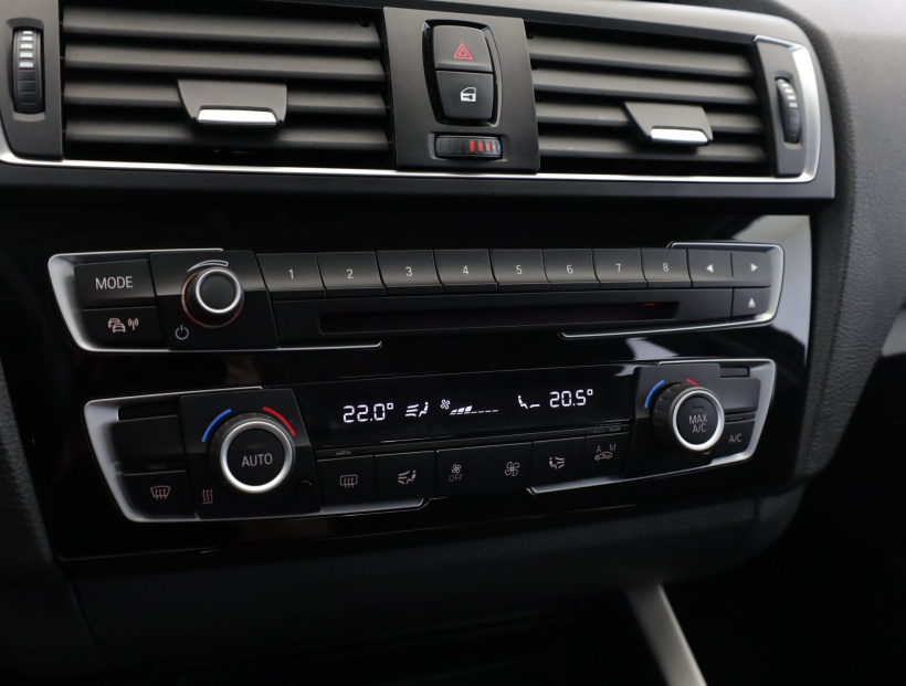 BMW 1, 2015