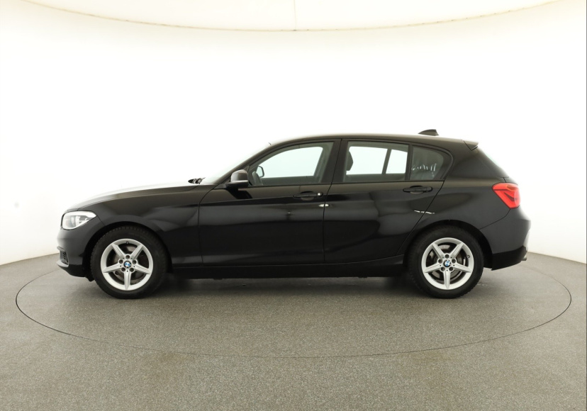 BMW 1, 2015