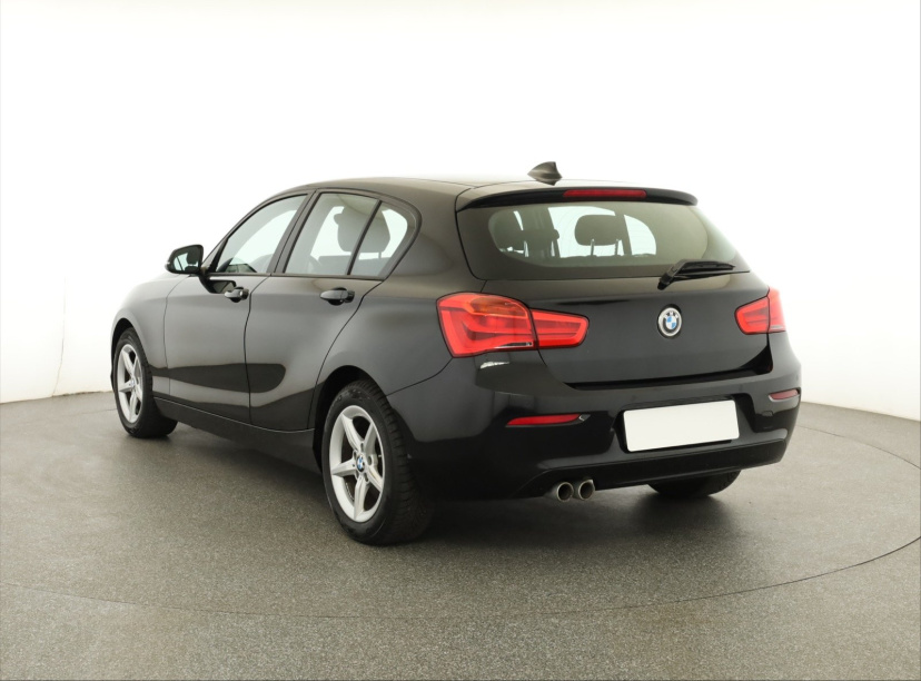 BMW 1, 2015