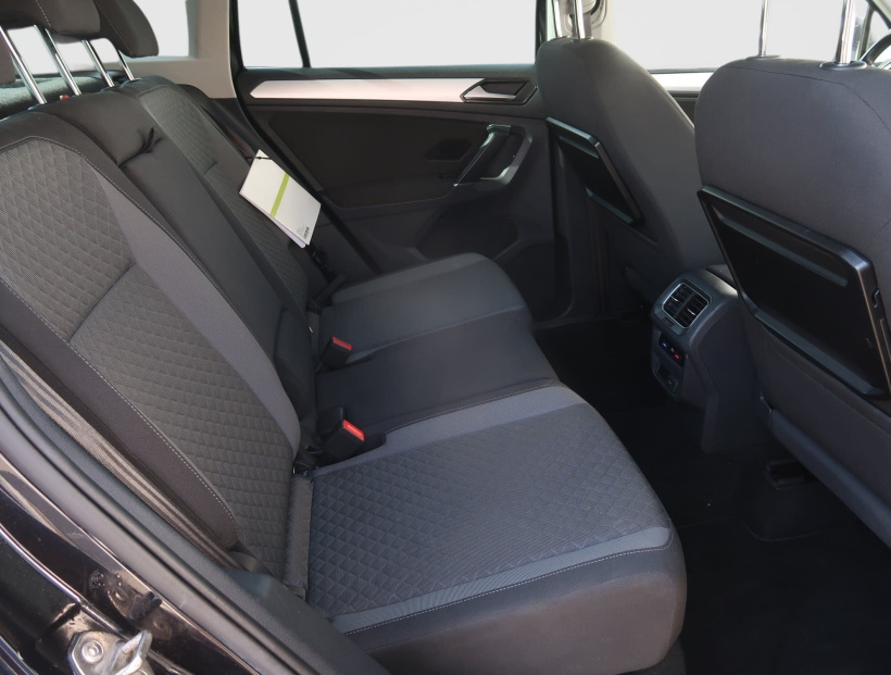 Volkswagen Tiguan, 2016