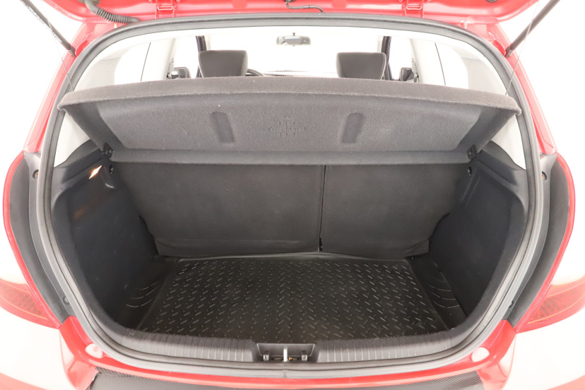 Hyundai i20, 2011