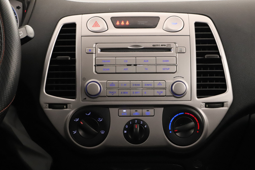 Hyundai i20, 2011