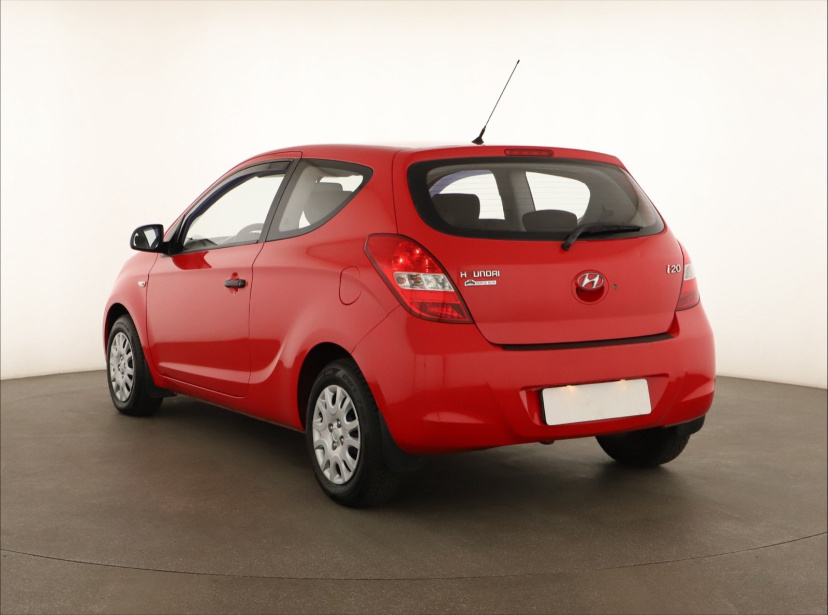 Hyundai i20, 2011