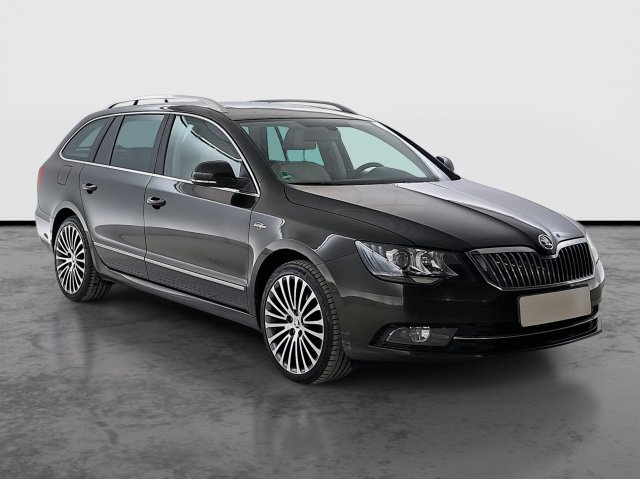 Škoda Superb 2013