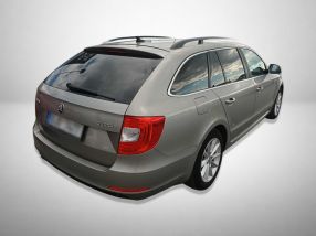 Škoda Superb - 2013