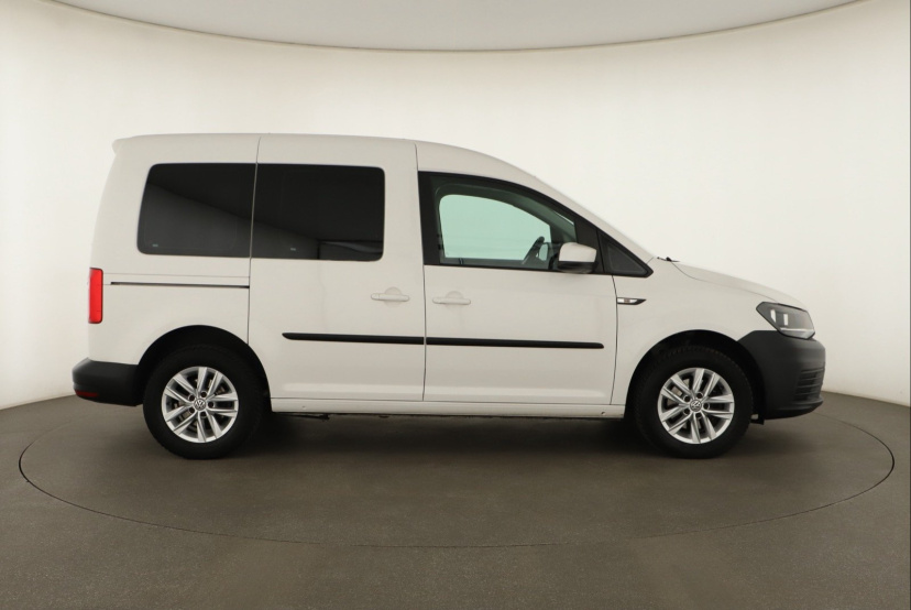 Volkswagen Caddy, 2016