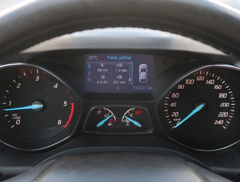 Ford Kuga, 2013