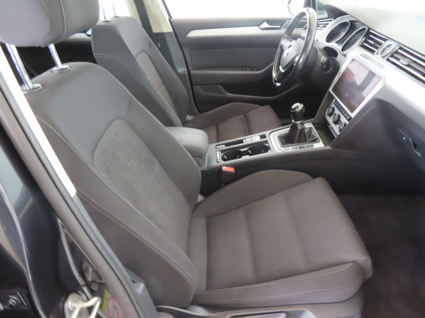 Volkswagen Passat, 2017