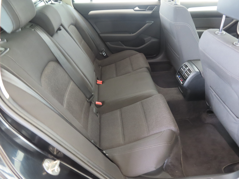 Volkswagen Passat, 2017
