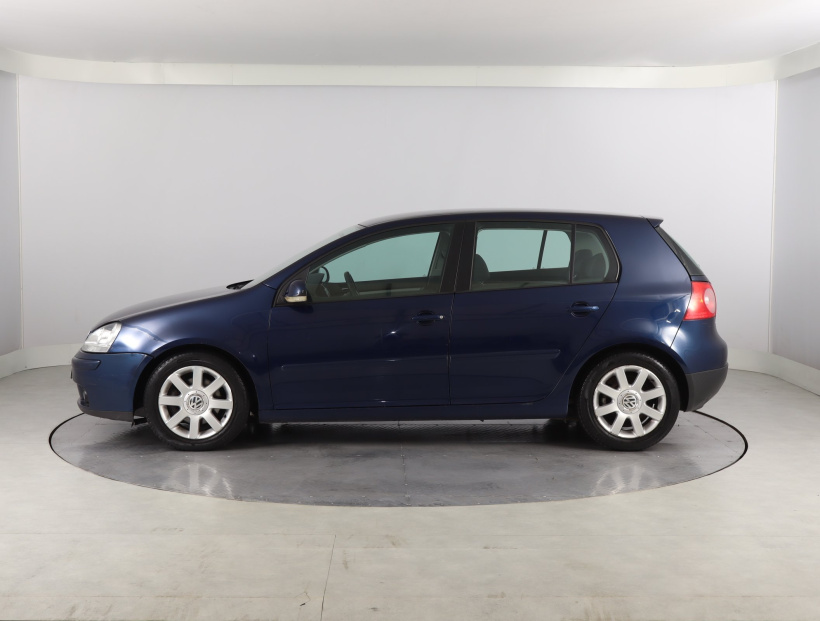 Volkswagen Golf, 2005