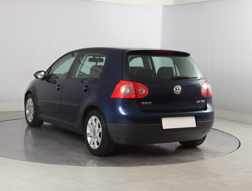 Volkswagen Golf, 2005