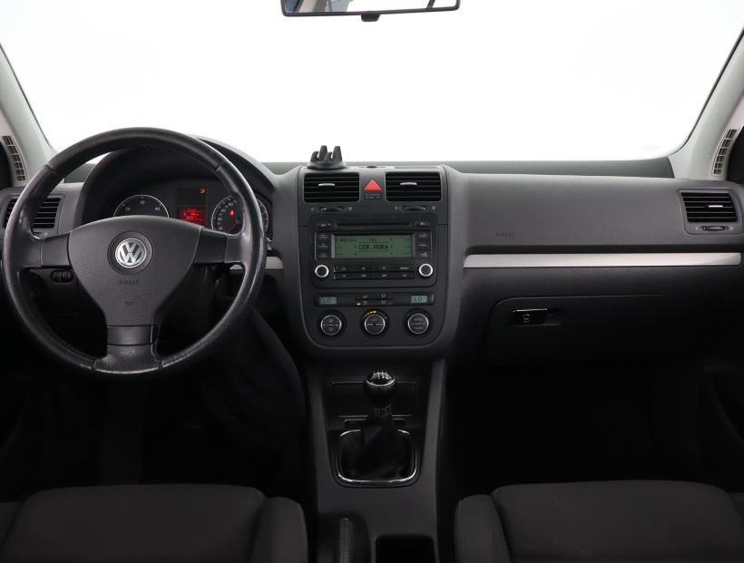 Volkswagen Golf, 2005