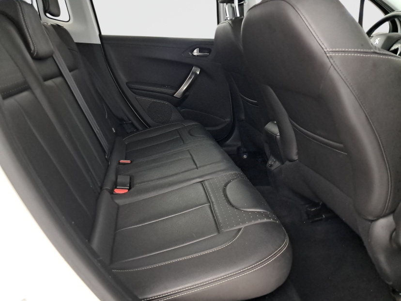 Peugeot 2008, 2014