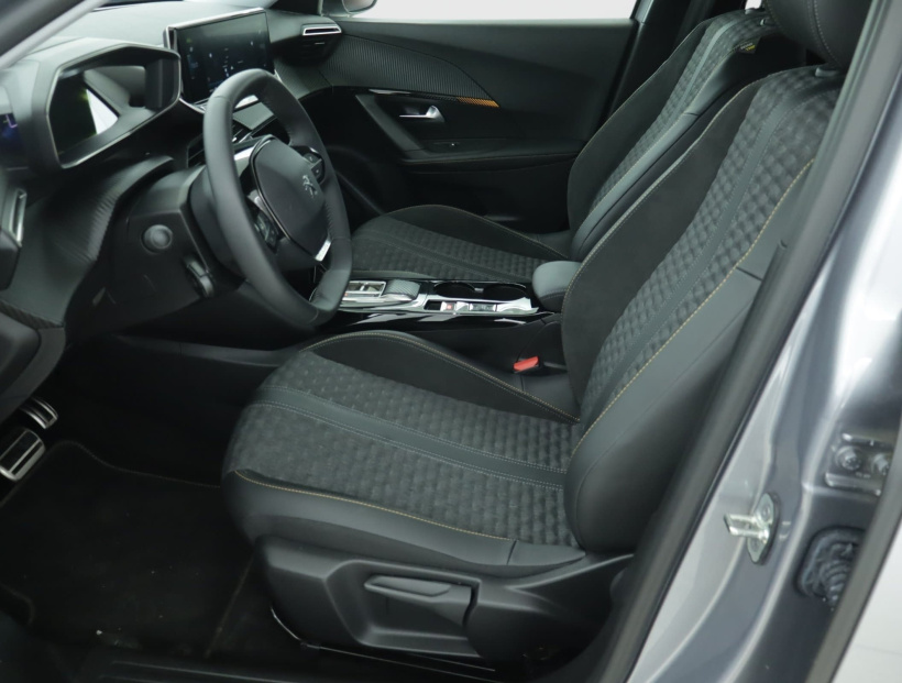 Peugeot e-2008, 2022