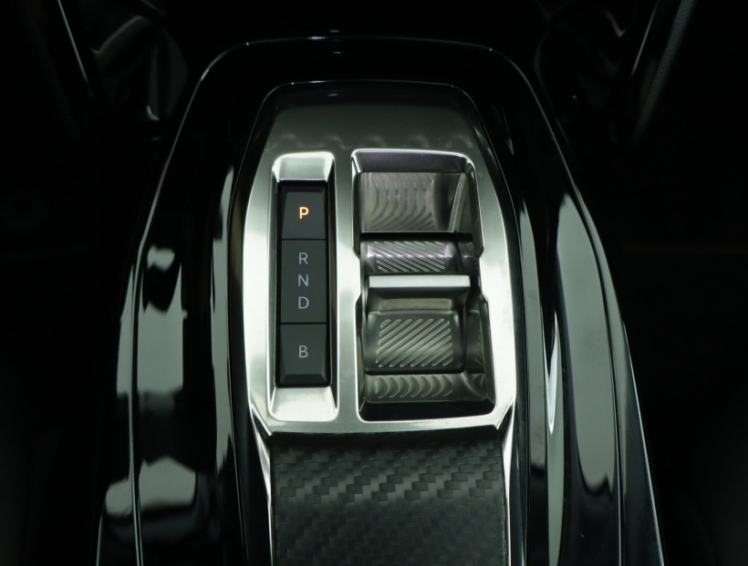 Peugeot e-2008, 2022
