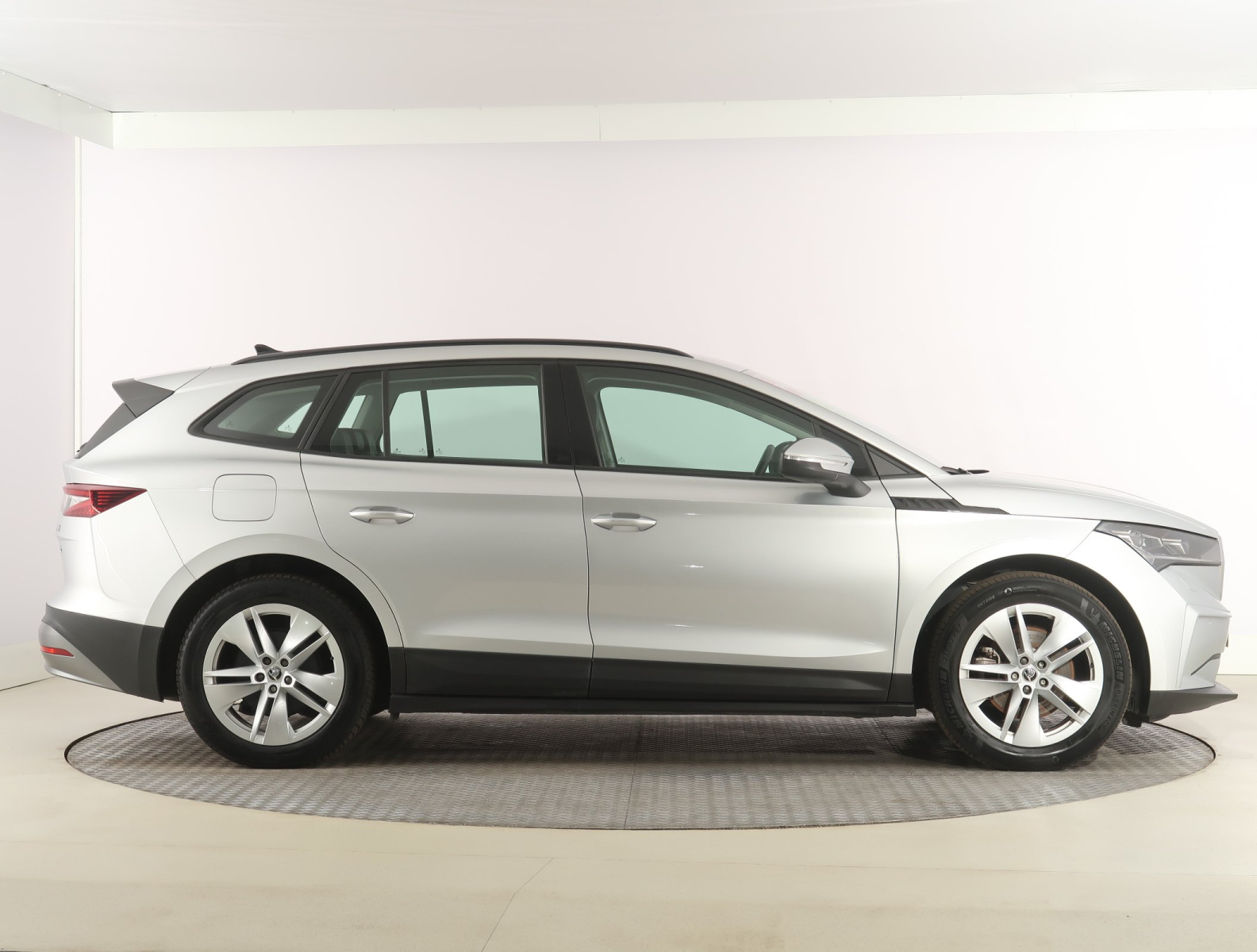 Škoda Enyaq - 2023