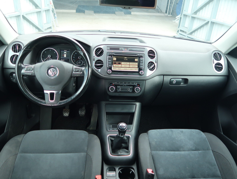 Volkswagen Tiguan, 2012